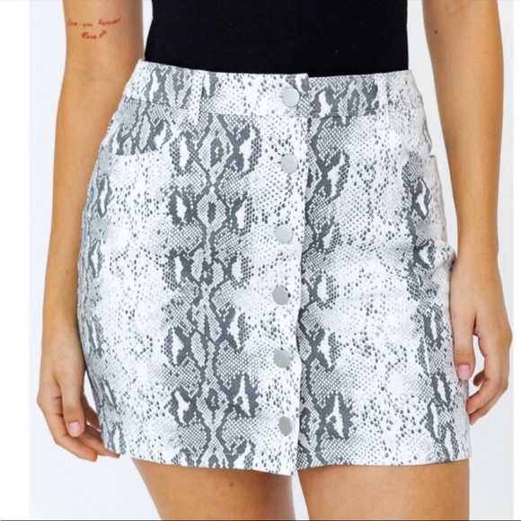 NWT Le Lis White and Grey Animal print Skirt - Picture 1 of 5